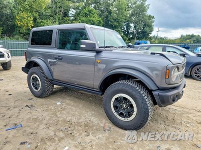 Czwarte zdjęcie samochodu z boku: 2023 FORD BRONCO BASE VIN:1FMDE5CP8PLB76890 - miniatura