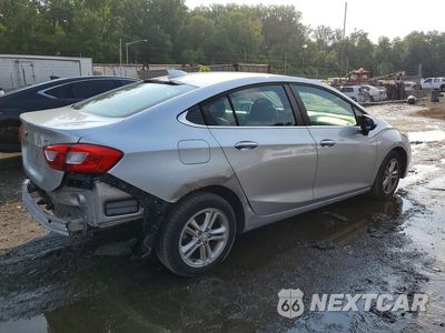 Trzecie zdjęcie samochodu z tyłu: 2018 CHEVROLET CRUZE LT VIN:1G1BE5SM8J7156506 - miniatura