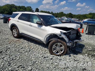Czwarte zdjęcie samochodu z boku: 2022 FORD EXPLORER XLT VIN:1FMSK8DH8NGA71118 - miniatura