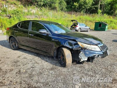 Czwarte zdjęcie samochodu z boku: 2013 KIA OPTIMA LX VIN:5XXGM4A71DG230561 - miniatura