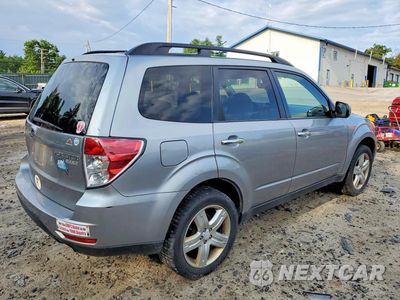 Trzecie zdjęcie samochodu z tyłu: 2010 SUBARU FORESTER 2.5X PREMIUM VIN:JF2SH6CC5AH747818 - miniatura