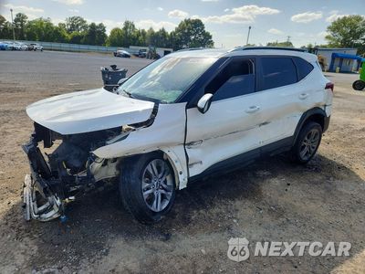 2022 KIA SELTOS S KNDEU2AA4N7238574 - główne zdjęcie licytacji z USA - miniatura