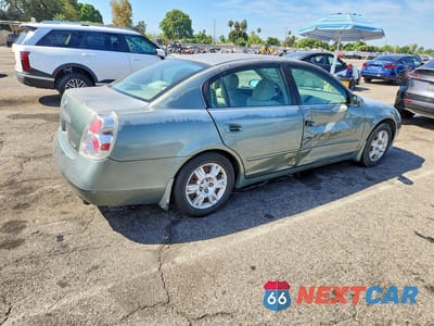 Trzecie zdjęcie samochodu z tyłu: 2005 NISSAN ALTIMA 2.5 VIN:1N4AL11D35N454066 - miniatura