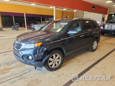 2011 KIA SORENTO LX 5XYKT4A19BG017472 - główne zdjęcie licytacji z USA - miniatura
