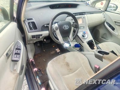 Zdjęcie 8 z 12 samochodu: 2012 TOYOTA PRIUS TWO VIN:JTDKN3DU6C1571175 - miniatura