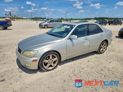 2003 LEXUS IS 300 BASE JTHBD192130073551 - główne zdjęcie licytacji z USA - miniatura