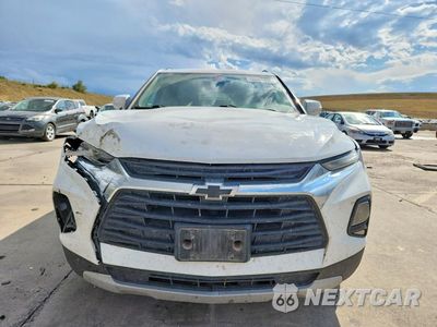 Piąte zdjęcie samochodu w środku: 2019 CHEVROLET BLAZER 2LT VIN:3GNKBGRS3KS703935 - miniatura