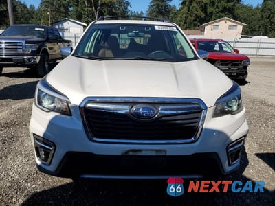 Piąte zdjęcie samochodu w środku: 2019 SUBARU FORESTER TOURING VIN:JF2SKAWC3KH569960 - miniatura