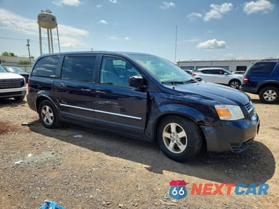 Czwarte zdjęcie samochodu z boku: 2008 DODGE GRAND CARAVAN SXT VIN:1D8HN54P08B168635 - miniatura