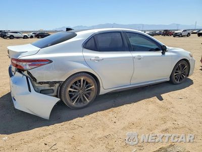 Trzecie zdjęcie samochodu z tyłu: 2019 TOYOTA CAMRY XSE V6 VIN:4T1BZ1HK3KU030790 - miniatura