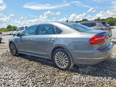 Drugie zdjęcie samochodu z przodu: 2016 VOLKSWAGEN PASSAT SE VIN:1VWBS7A3XGC057123 - miniatura