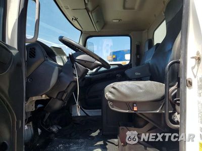 Zdjęcie 7 z 12 samochodu: 2020 HINO 338 BOX TRUCK VIN:5PVNV8JV5L4S59841 - miniatura