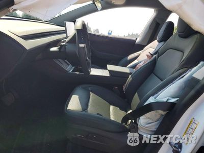 Zdjęcie 7 z 13 samochodu: 2026 TESLA MODEL Y VIN:7SAYGDEDXTF459577 - miniatura