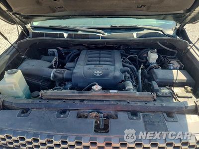 Zdjęcie 11 z 12 samochodu: 2018 TOYOTA TUNDRA CREWMAX SR5 VIN:5TFEY5F1XJX232058 - miniatura
