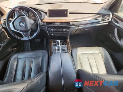 Zdjęcie 8 z 13 samochodu: 2015 BMW X5 XDRIVE35I VIN:5UXKR0C51F0K61201 - miniatura