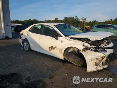 Czwarte zdjęcie samochodu z boku: 2020 TOYOTA CAMRY LE VIN:4T1C11AK3LU905406 - miniatura