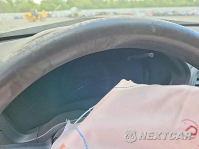 Zdjęcie 9 z 13 samochodu: 2019 HONDA HR-V LX VIN:3CZRU6H38KG709118 - miniatura