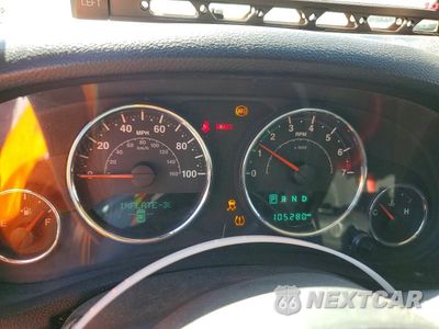 Zdjęcie 9 z 14 samochodu: 2018 JEEP WRANGLER UNLIMITED SPORT VIN:1C4BJWDG7JL886902 - miniatura