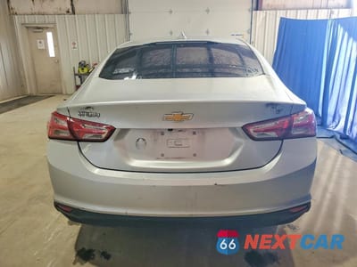 Zdjęcie 6 z 12 samochodu: 2019 CHEVROLET MALIBU LT VIN:1G1ZD5ST9KF174612 - miniatura