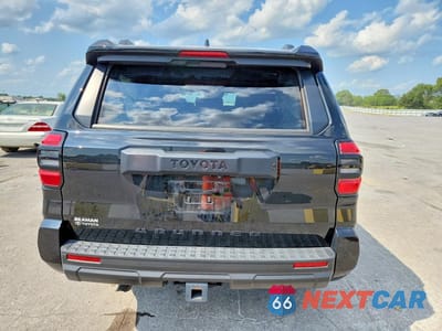Zdjęcie 6 z 12 samochodu: 2025 TOYOTA 4RUNNER SR5 VIN:JTEVA5BR7S5007640 - miniatura