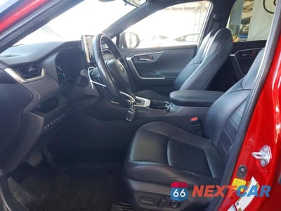 Zdjęcie 7 z 13 samochodu: 2021 TOYOTA RAV4 PRIME XSE VIN:JTMFB3FV1MD010009 - miniatura