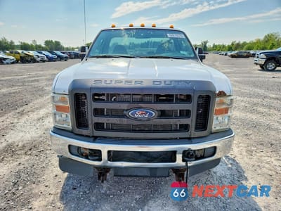 Piąte zdjęcie samochodu w środku: 2009 FORD F250 SUPER DUTY VIN:1FTNF21569EA38438 - miniatura