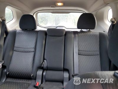 Zdjęcie 10 z 13 samochodu: 2017 NISSAN ROGUE S VIN:KNMAT2MT7HP571872 - miniatura