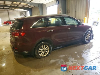 Trzecie zdjęcie samochodu z tyłu: 2020 KIA SORENTO LX VIN:5XYPG4A34LG625218 - miniatura