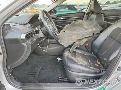 Zdjęcie 7 z 12 samochodu: 2019 NISSAN ALTIMA SR VIN:1N4BL4CV8KC180981 - miniatura