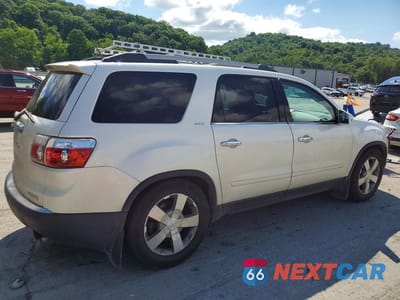 Trzecie zdjęcie samochodu z tyłu: 2011 GMC ACADIA SLT-1 VIN:1GKKVRED6BJ189040 - miniatura