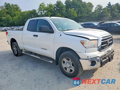 Czwarte zdjęcie samochodu z boku: 2012 TOYOTA TUNDRA DOUBLE CAB SR5 VIN:5TFUM5F15CX033543 - miniatura