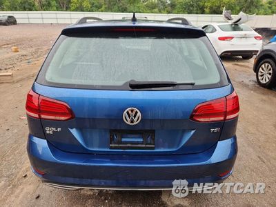 Zdjęcie 6 z 13 samochodu: 2018 VOLKSWAGEN GOLF SPORTWAGEN S VIN:3VWD17AUXJM751711 - miniatura