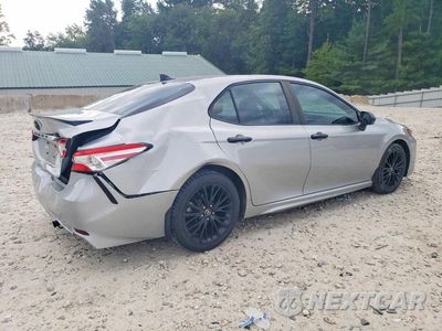 Trzecie zdjęcie samochodu z tyłu: 2020 TOYOTA CAMRY SE NIGHTSHADE VIN:4T1G11AK2LU327221 - miniatura