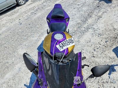 Piąte zdjęcie samochodu w środku: 2006 HONDA CBR1000 RR VIN:JH2SC57036M206389 - miniatura