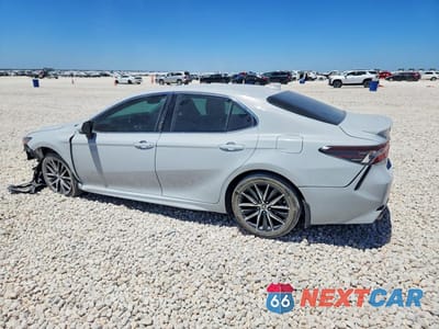 Drugie zdjęcie samochodu z przodu: 2022 TOYOTA CAMRY HYBRID SE VIN:4T1G31AK3NU044274 - miniatura