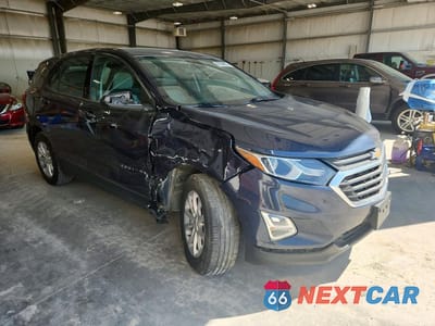 Czwarte zdjęcie samochodu z boku: 2018 CHEVROLET EQUINOX LS VIN:3GNAXHEV5JS640628 - miniatura