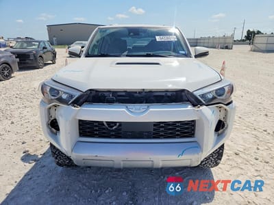 Piąte zdjęcie samochodu w środku: 2021 TOYOTA 4RUNNER TRD OFF-ROAD PREMIUM VIN:JTERU5JR8M5939049 - miniatura