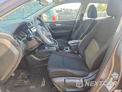 Zdjęcie 7 z 12 samochodu: 2017 NISSAN ROGUE SPORT SL VIN:JN1BJ1CR0HW140342 - miniatura