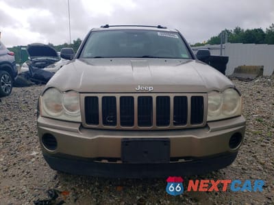 Piąte zdjęcie samochodu w środku: 2005 JEEP GRAND CHEROKEE LAREDO VIN:1J4GR48K55C674937 - miniatura