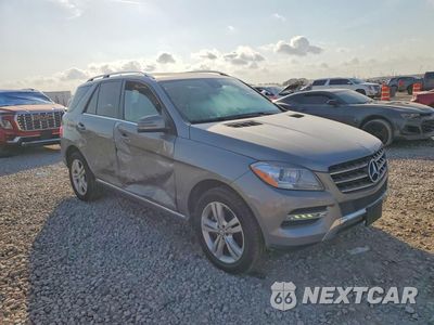Czwarte zdjęcie samochodu z boku: 2015 MERCEDES-BENZ ML 350 4MATIC VIN:4JGDA5HB8FA601236 - miniatura