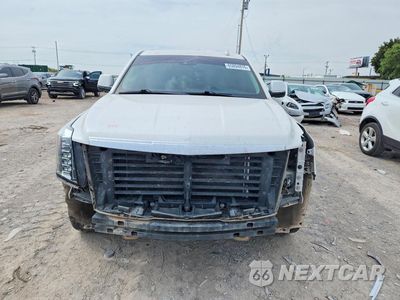 Piąte zdjęcie samochodu w środku: 2018 CADILLAC ESCALADE LUXURY VIN:1GYS4BKJXJR225306 - miniatura