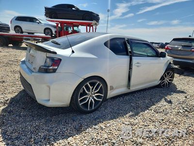 Trzecie zdjęcie samochodu z tyłu: 2016 SCION TC BASE VIN:JTKJF5C75GJ015101 - miniatura