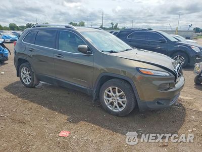 Czwarte zdjęcie samochodu z boku: 2015 JEEP CHEROKEE LATITUDE VIN:1C4PJLCB2FW629002 - miniatura