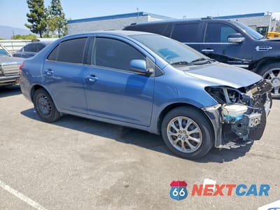 Czwarte zdjęcie samochodu z boku: 2010 TOYOTA YARIS BASE VIN:JTDBT4K37A4069910 - miniatura