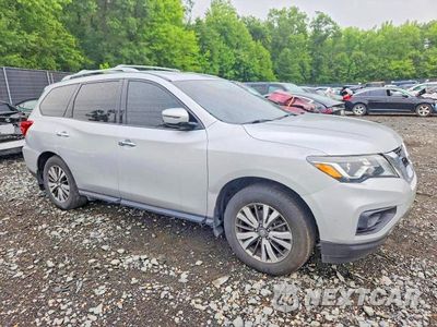 Czwarte zdjęcie samochodu z boku: 2019 NISSAN PATHFINDER S VIN:5N1DR2MM5KC652044 - miniatura