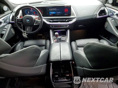 Zdjęcie 8 z 14 samochodu: 2024 BMW XM VIN:5YM23CS09R9V60761 - miniatura