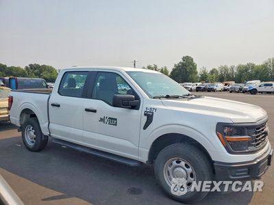 Czwarte zdjęcie samochodu z boku: 2024 FORD F150 XL VIN:1FTEW1LP3RKF64732 - miniatura