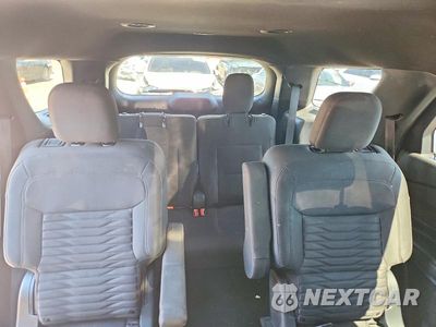 Zdjęcie 10 z 13 samochodu: 2020 FORD EXPLORER XLT VIN:1FMSK8DH6LGA21458 - miniatura