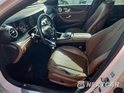 Zdjęcie 7 z 12 samochodu: 2018 MERCEDES-BENZ E 300 VIN:WDDZF4JB7JA471738 - miniatura