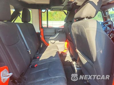 Zdjęcie 10 z 12 samochodu: 2015 JEEP WRANGLER UNLIMITED SPORT VIN:1C4BJWDG2FL718320 - miniatura